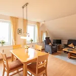 Haus Decker, App. 3